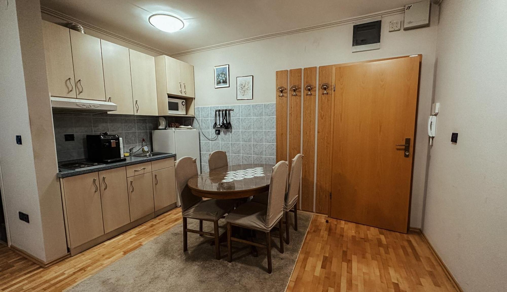 Apartmani Jelena Abbázia Kültér fotó