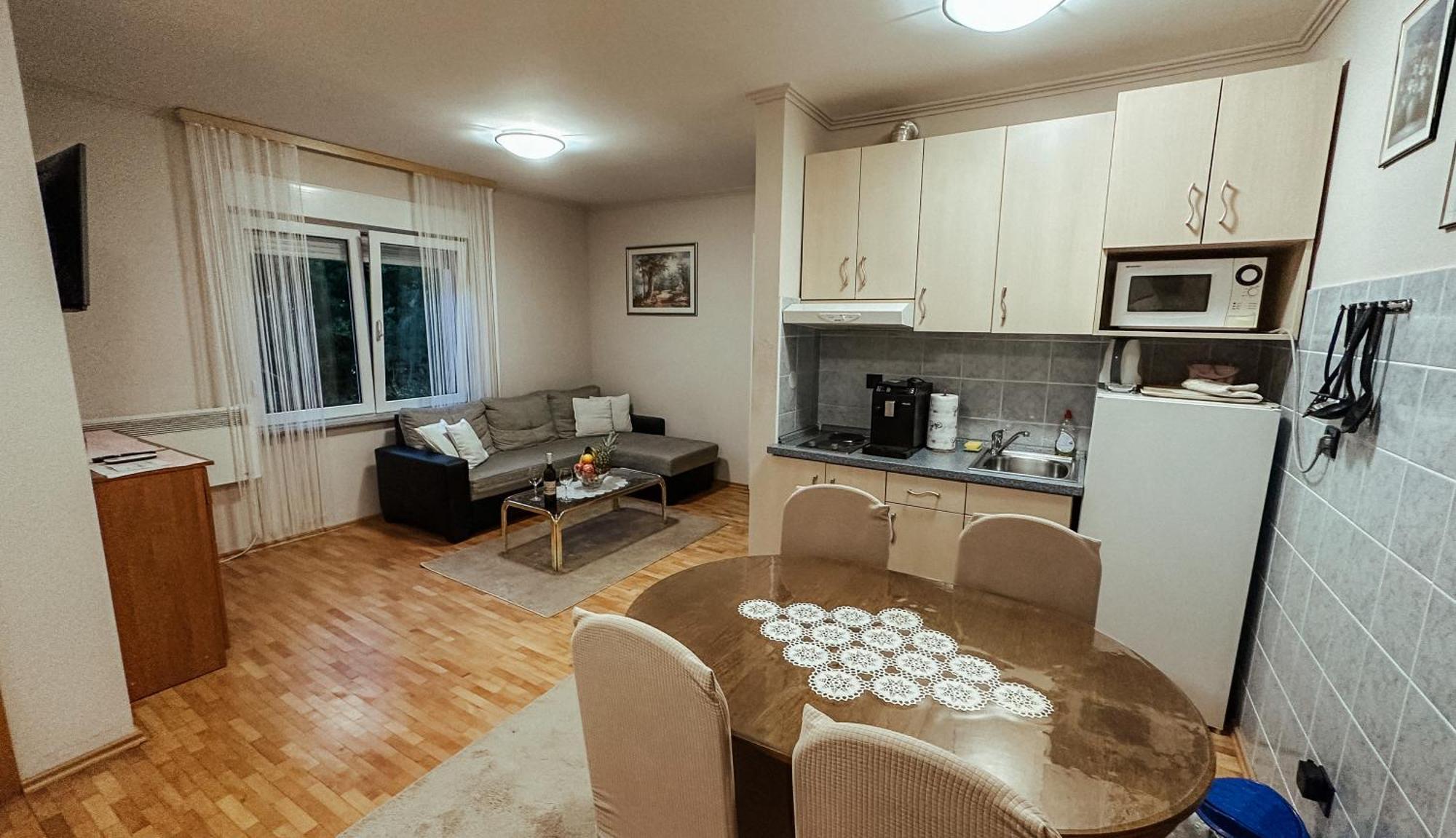 Apartmani Jelena Abbázia Kültér fotó