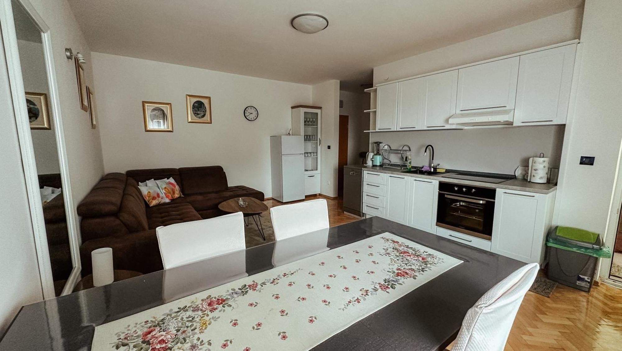 Apartmani Jelena Abbázia Kültér fotó