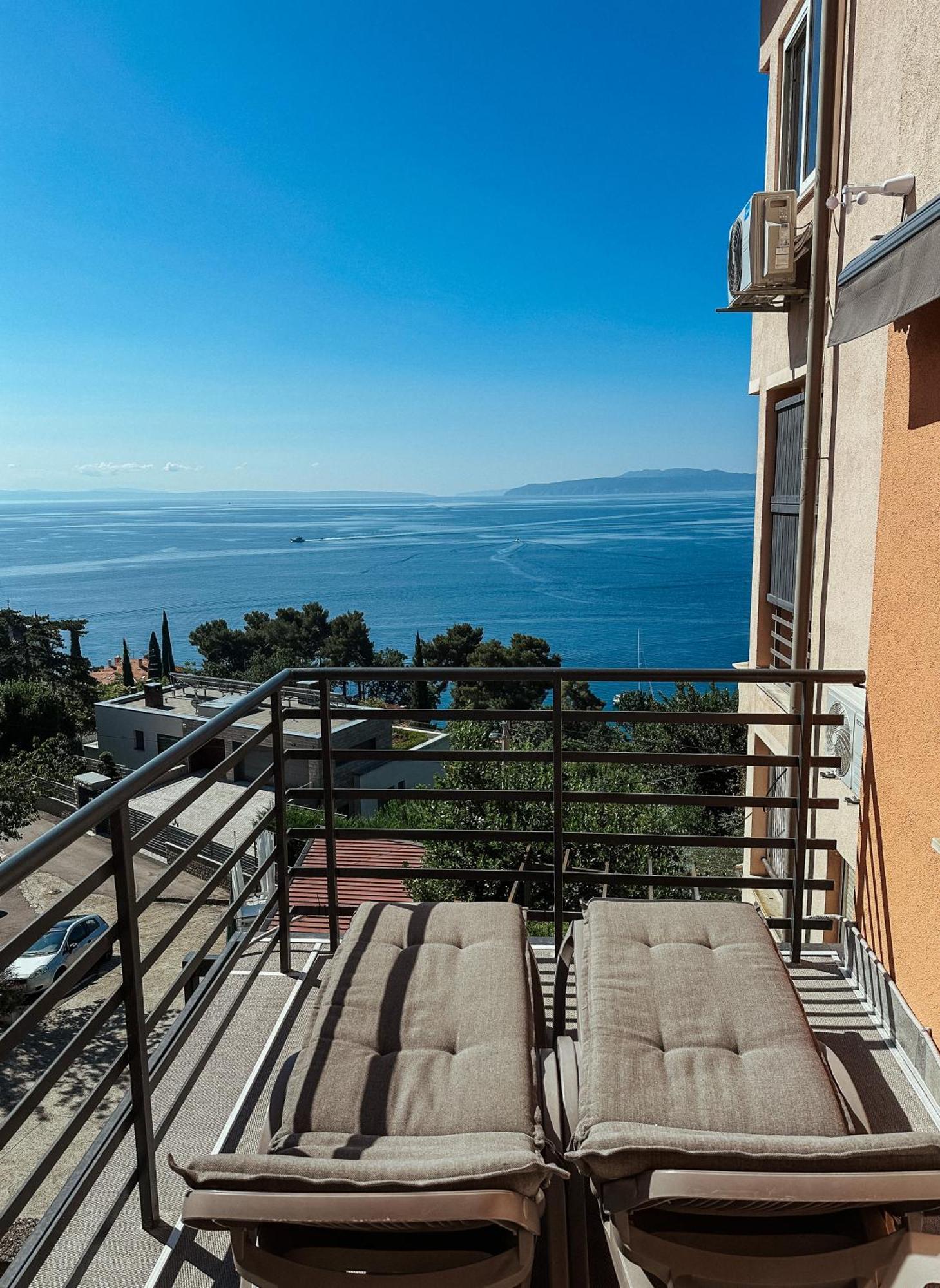 Apartmani Jelena Abbázia Kültér fotó