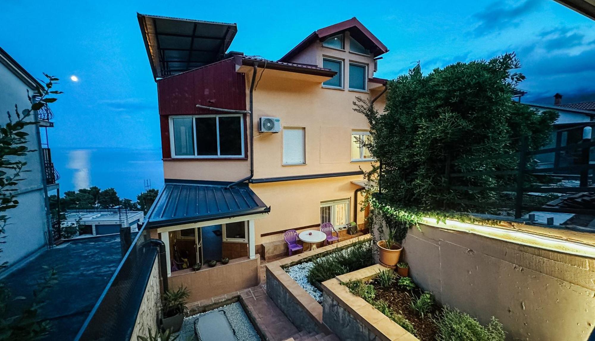 Apartmani Jelena Abbázia Kültér fotó